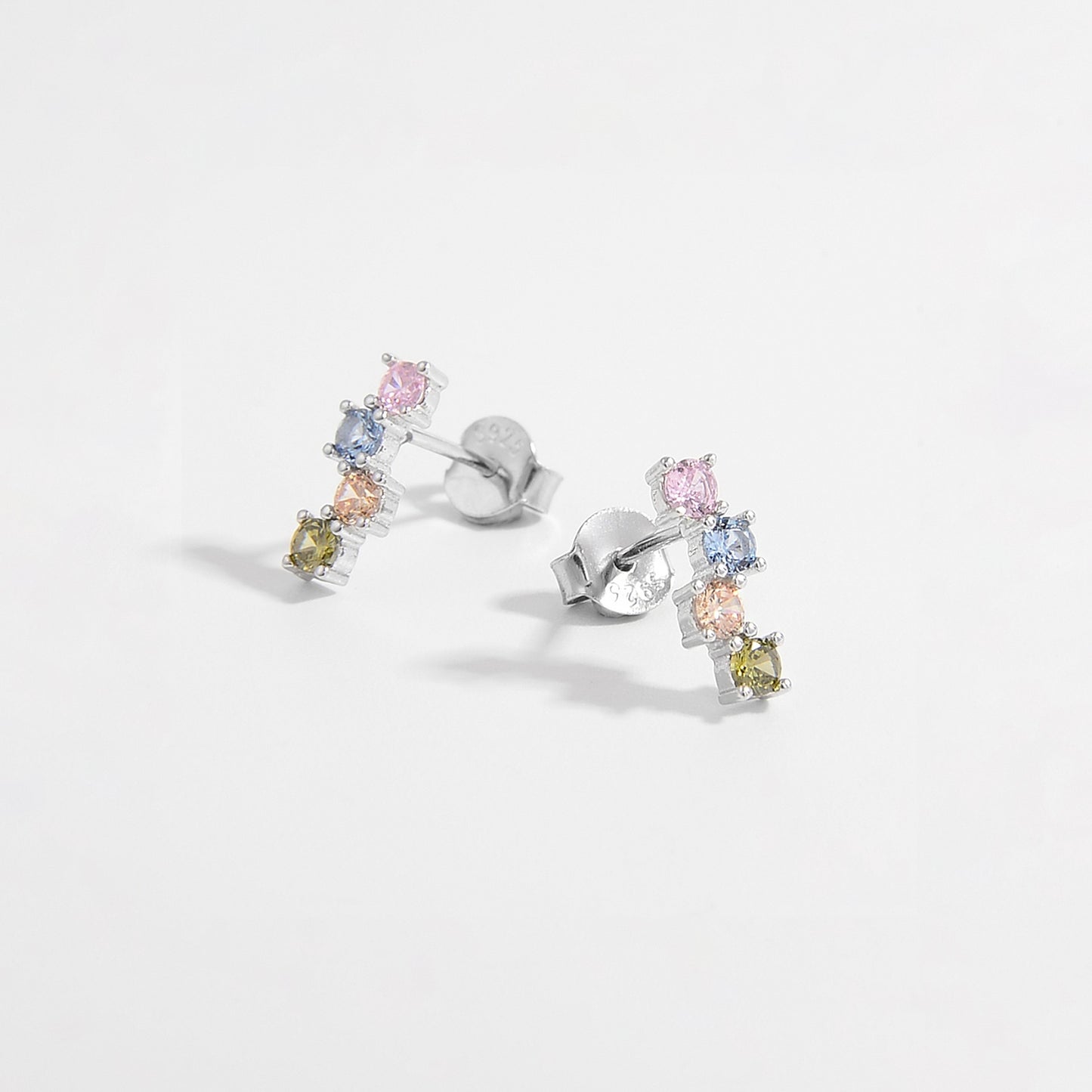 b84b6696-4b49-4553-96a8-a0eb03de9c4a-Max