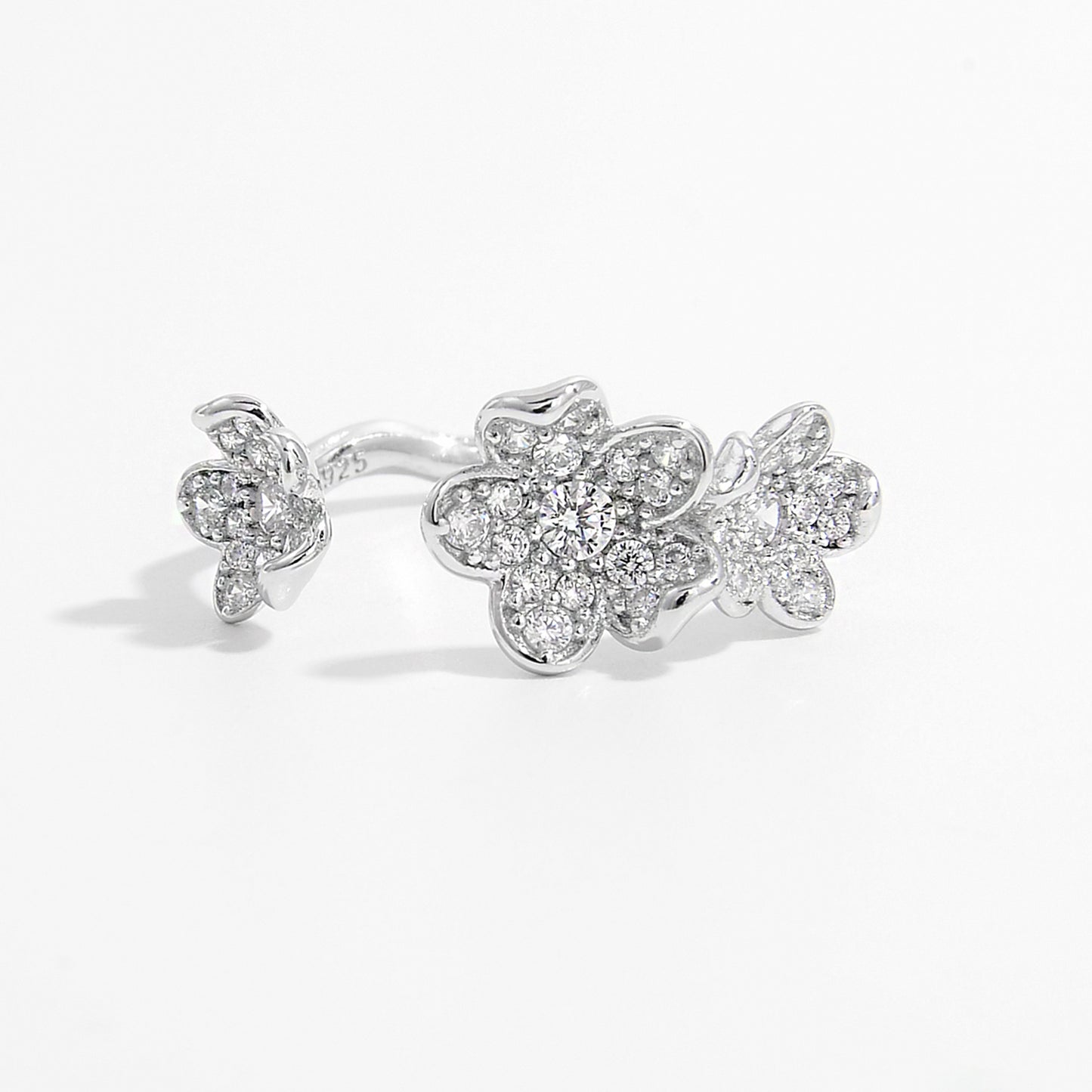 be3c2f28-4ae4-4c83-81f4-bcba2c86f619-Max